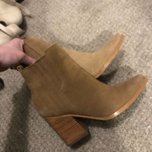 Marc Fisher Booties- 9.5- worn only 5 times